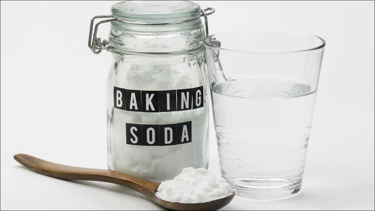 Dưỡng da bật tone tự nhiên với baking soda với nước trắng