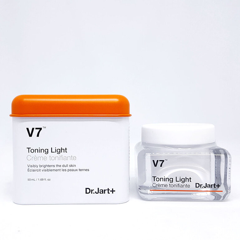 Kem dưỡng da V7 Toning Light